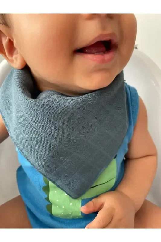 (4 PCS) Muslin Fabric Two Snaps Baby Bib & Scarf - 3