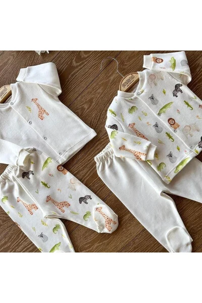 4-Piece Organic Cotton Baby Sleepsuit Set with Booties Giraffe Lion Chameleon - PATSAN (1)