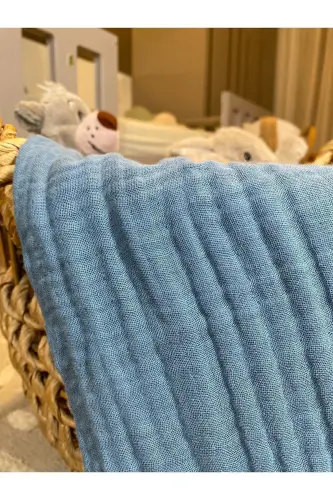 4-слойное детское одеяло из муслина Indigo размером 100x100 см и 2-слойная муслиновая накидка на плечи размером 50x50 см. - 4
