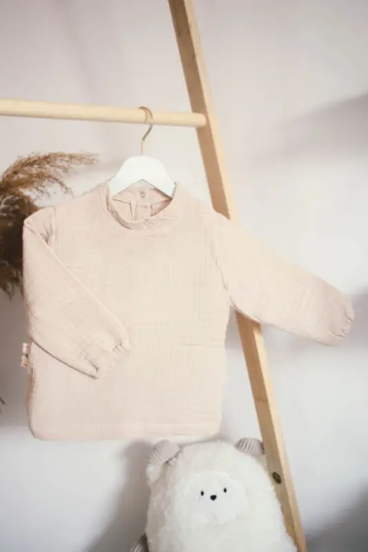 4-слойный муслиновый комплект детской одежды с длинными рукавами из 100% хлопка (свитшот и брюки) — бежевый - 3