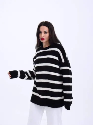 43111 KNITTED STRIPED OVERSIZE SWEATER-BLACK-ECRU - BÜYÜKBEDENIZ (1)