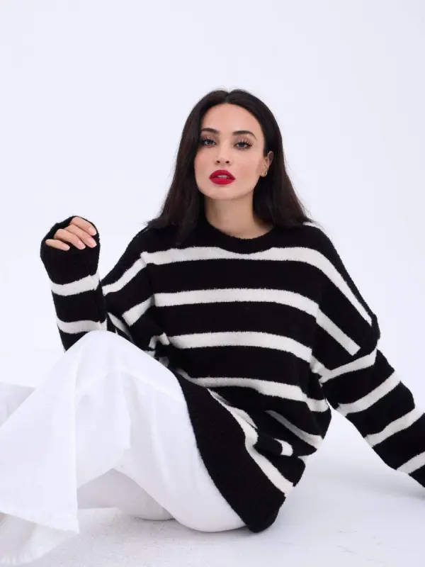 43111 KNITTED STRIPED OVERSIZE SWEATER-BLACK-ECRU - 3