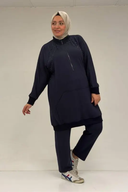 47088 Büyük Beden Omzu Taş Detaylı Pantolonlu Takım - Lacivert - BÜYÜKBEDENIZ