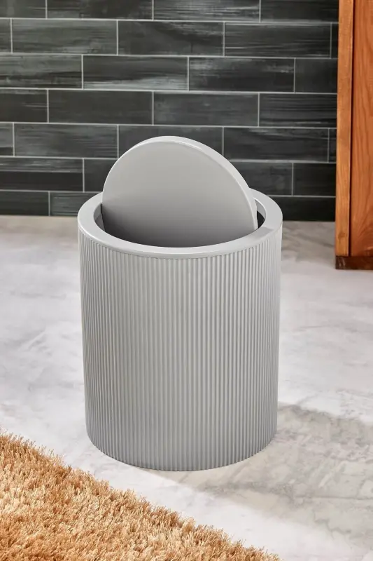 5 Parça Lüx Banyo Seti - Dekoratif Yuvarlak Pratik Kapak Çöp Kovası Diş Fırçalık Sabunluk Fırça Seti - AÇIK GRİ - 2