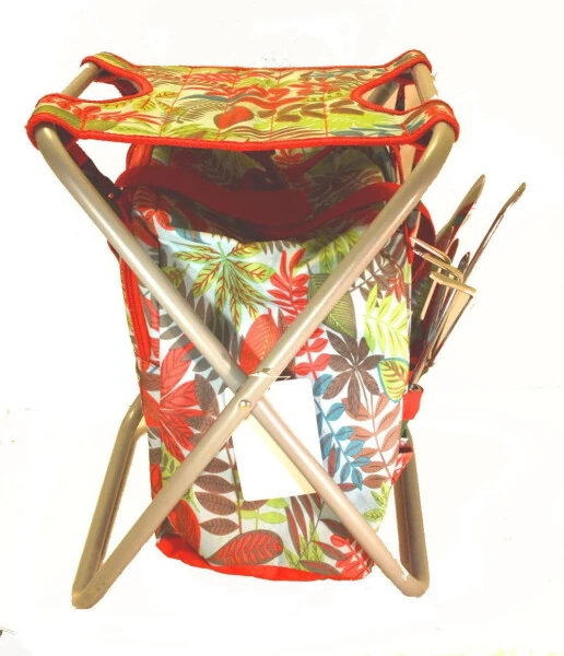 5-piece Garden Tool Set with Tote and Folding Seat - Modazone (1)