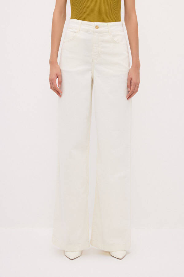 5 Velvet Pocket Trousers - 2