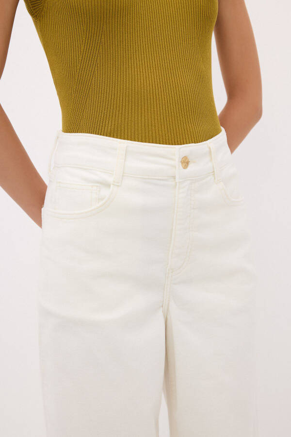 5 Velvet Pocket Trousers - 3