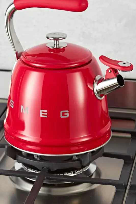 50's Style Kırmızı Set Üstü Islıklı Kettle 2.3 L - CKLW2001RD - SMEG