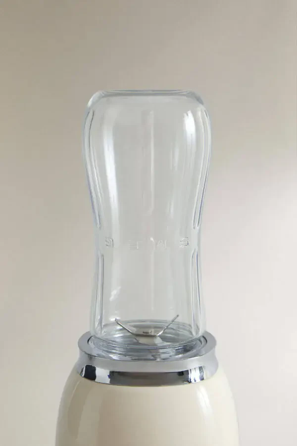 50s Style Cream Personal Blender - 3