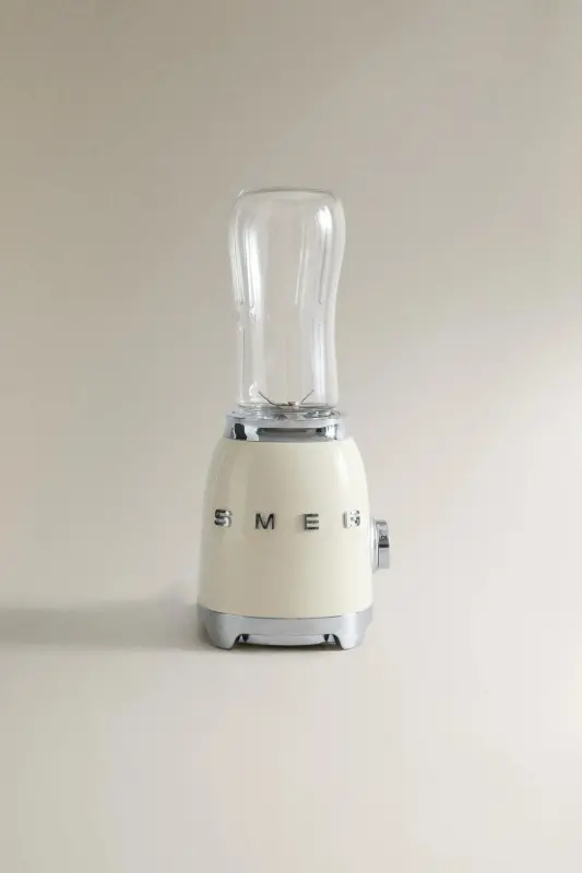 50s Style Cream Personal Blender - 2