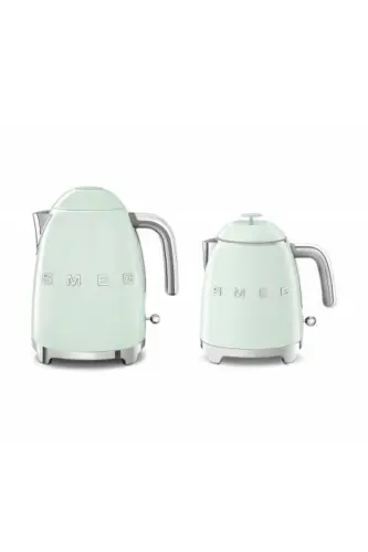 50s Style Pastel Green Mini Kettle - SMEG (1)