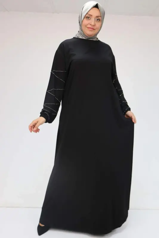 52021 Büyük Beden Çimalı Taş Detaylı Penye Elbise - Siyah - BÜYÜKBEDENIZ