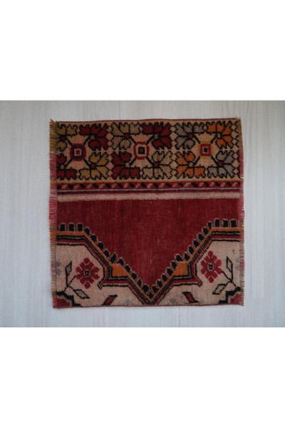 53x53 cm Handwoven Small Doormat Rug Excellent Condition - DESIGNEV