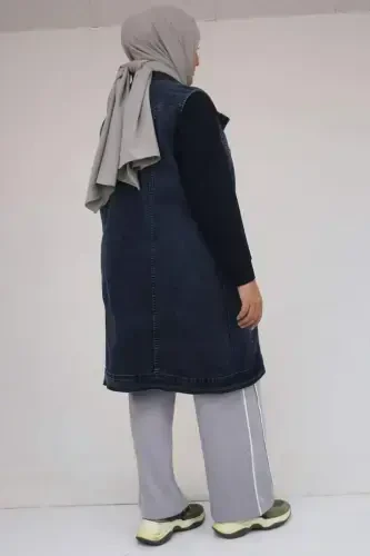 54007 Большой Размер Двубортный Джинсовый Жилет с Жемчугом и Карманами - Темно-синий с Эффектом Выцветания - 3