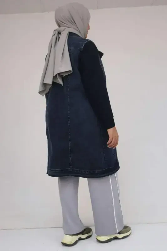 54007 Большой Размер Двубортный Джинсовый Жилет с Жемчугом и Карманами - Темно-синий с Эффектом Выцветания - 3