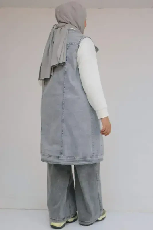 54007 Katta hajmdagi qo'sh cho'ntakli marvarid taqinchoqli jinsi jilet - Qor yuvish kulrang - 3