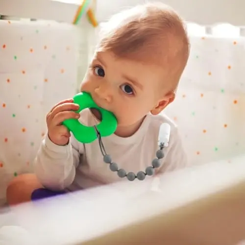 6-Pack Silicone Pacifier Clips for Baby Boys and Girls - One-Piece Beads, Rust-Free Holders, Teething Relief, Baby Necessities, Newborn Safe Baby Essentials - 6