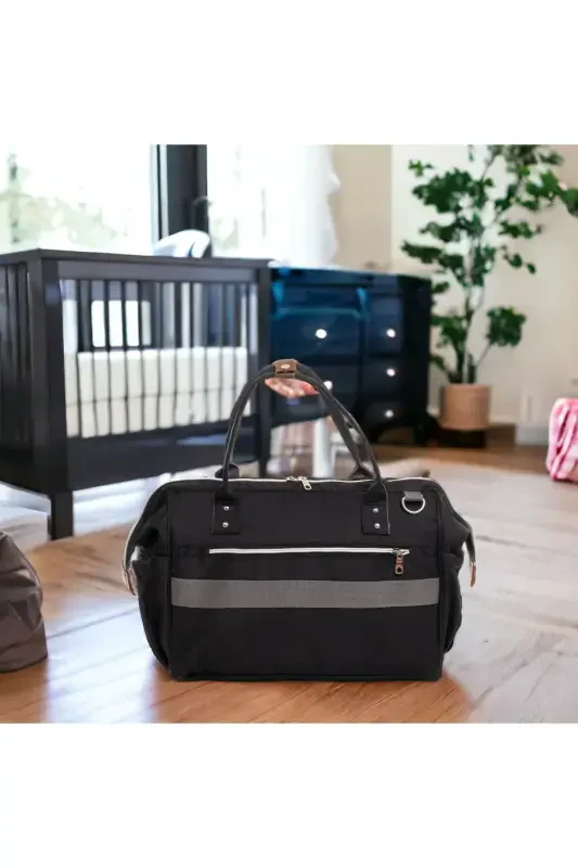 6-PIECE BABY BIRTH SET (HOSPITAL OUTFIT, MOM&BABY CARE SHOULDER&BACKPACK, BLANKET, SOCKS AND CLOTH)-BLACK - 7