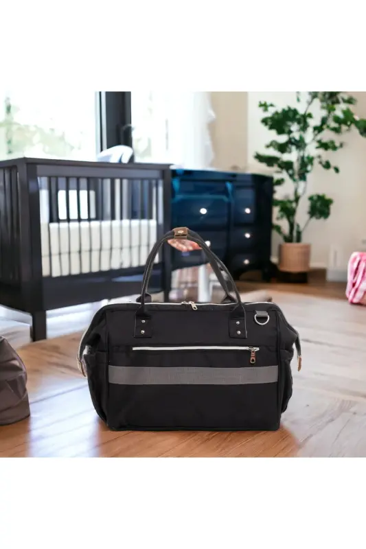 6-Piece Newborn Set (HOSPITAL OUTFIT, BABY CARE SHOULDER AND BACKPACK, BLANKET, SOCKS, HANDKERCHIEF SET) - Black - 7