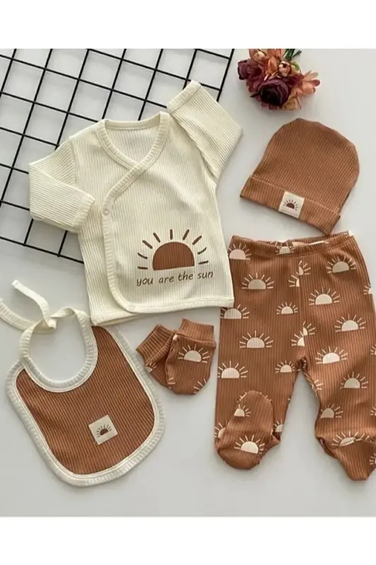 6-Piece Newborn Set (HOSPITAL OUTFIT, BABY CARE SHOULDER AND BACKPACK, BLANKET, SOCKS, HANDKERCHIEF SET)-Gray - 2