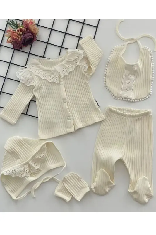 6-Piece Newborn Set (HOSPITAL OUTFIT, BABY CARE SHOULDER & BACKPACK, BLANKET, SOCKS, HANDKERCHIEF SET) - Gray - 2