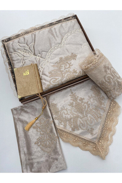 6 piece velvet lace dowry prayer rug set, bridal groom set with a chest. 