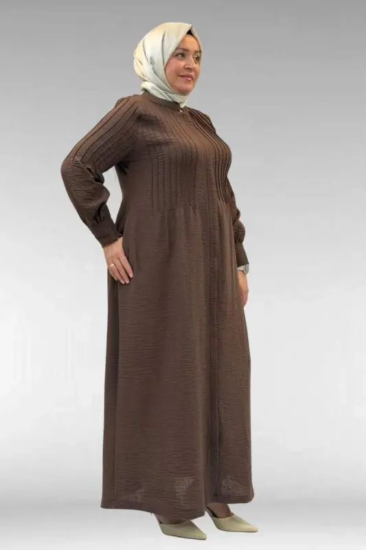 66004 Plus Size Pleat Detailed Linen Abaya - Brown - 3