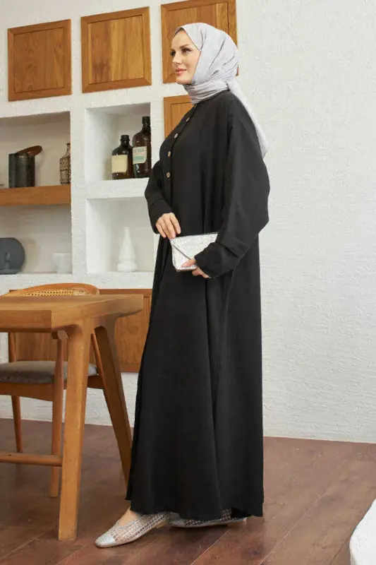 6618-Modal bezdan bezatilgan bezakli tugmali Abaya Qora - 2