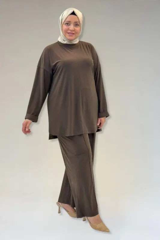 67001 Büyük Beden Kol Manşeti Duble Model Sandy Pantolonlu Takım - Kahve - BÜYÜKBEDENIZ