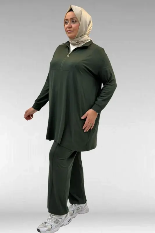 67014 Büyük Beden Parçalı Yakalı Fermuarlı Pantolonlu Penye Takım - Haki - 2