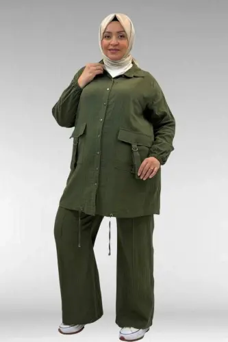 67015 Büyük Beden Cepleri D Toka Detaylı Müslin Pantolonlu Takım - Haki - 1