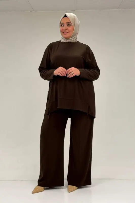 67033 Büyük Beden Etek Ucu Parçalı Sandy Pantolonlu Takım - Kahve - 2