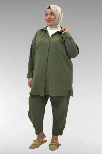 67036 Büyük Beden Cepli Düğmeli Müslin Pantolonlu Takım - Haki - BÜYÜKBEDENIZ (1)
