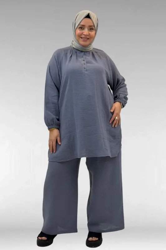 67039 Büyük Beden Yarım Patlı Sıfır Yaka Müslin Pantolonlu Takım - Antrasit - BÜYÜKBEDENIZ