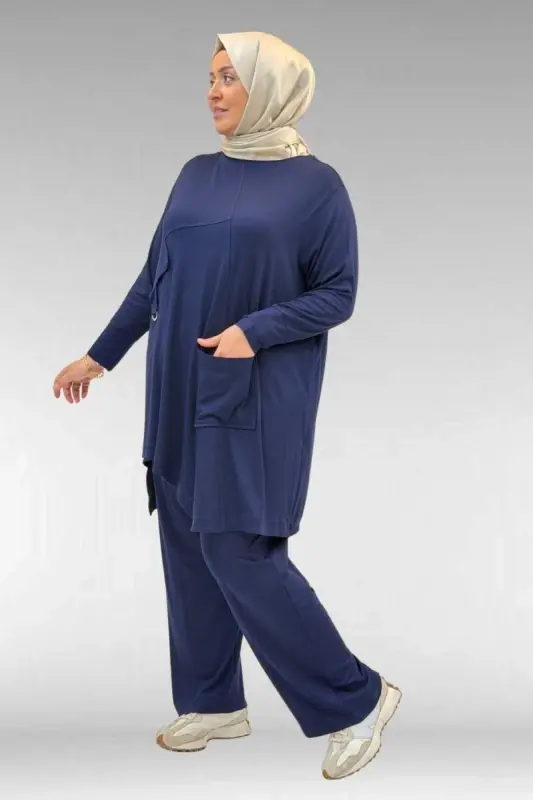 67040 Büyük Beden Cep Kapak Modelli D Halka Detaylı Penye Pantolonlu Takım - Lacivert - 2