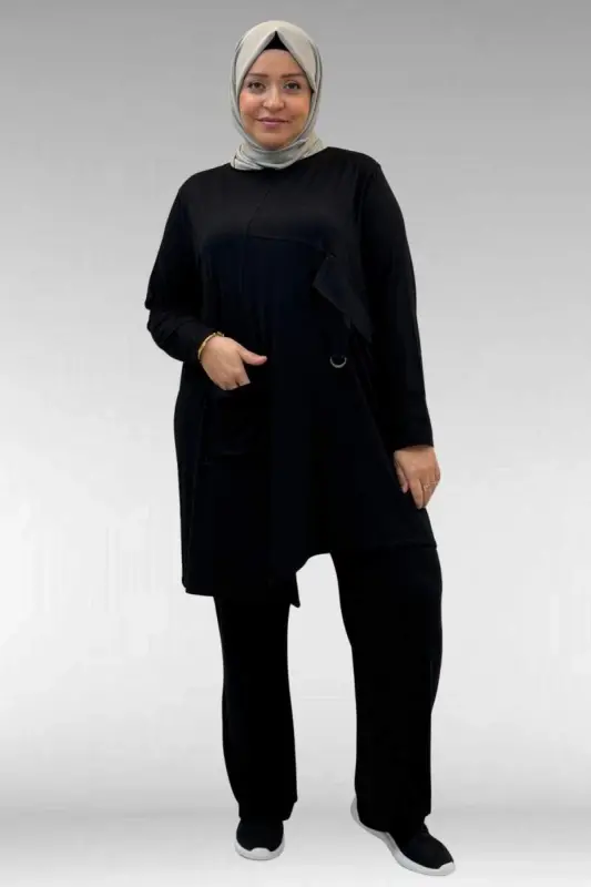 67040 Büyük Beden Cep Kapak Modelli D Halka Detaylı Penye Pantolonlu Takım - Siyah - 1