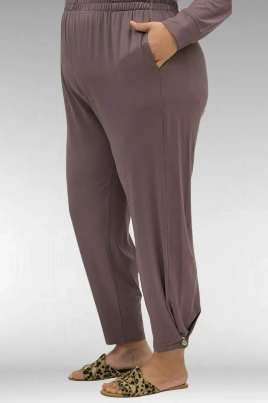 67041 Büyük Beden Düğme Detaylı Penye Pantolonlu Takım - Vizon - 3