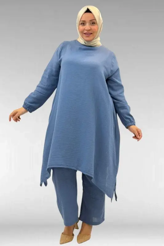 67044 Büyük Beden Asimetrik Kesim Pantolonlu Müslin Takım - Soğuk Mavi - BÜYÜKBEDENIZ