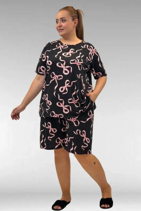 67805 Büyük Beden Desenli Şort-Tişört Pijama Takımı - Pembe Kurdele Desenli - 2