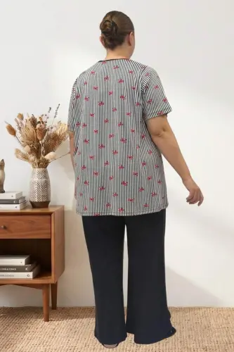 67809 Büyük Beden Üstü Desenli Kombinli Milan-Modal Pijama Takımı - Kırmızı Kurdele Desenli - 3