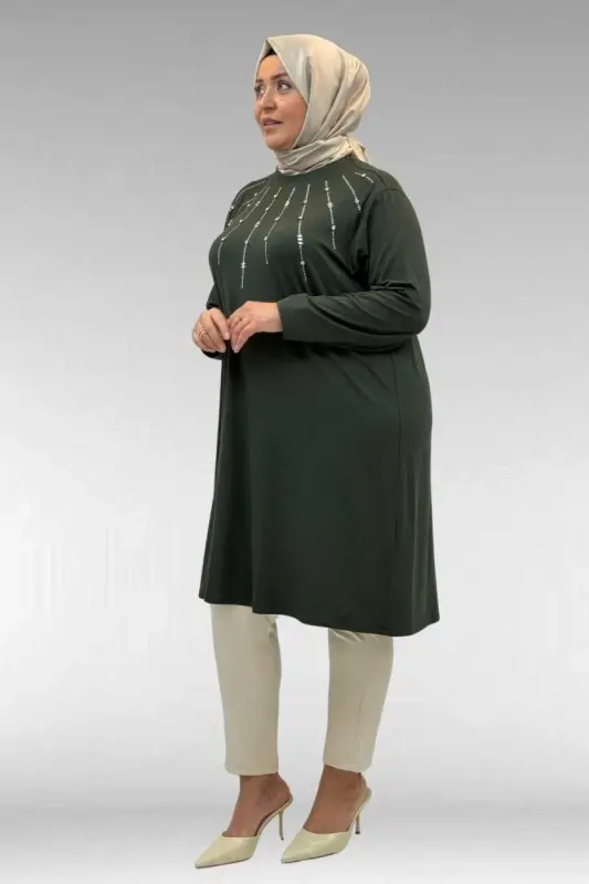 68002 Büyük Beden Önü Güneş Parıltılı Taş Baskılı Penye Tunik - Haki - BÜYÜKBEDENIZ