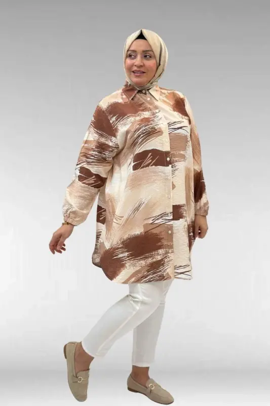 68010 Büyük Beden Yanları Yırtmaçlı Kolları Lastikli Mango Tunik - Desenli Çikolata Kahve - BÜYÜKBEDENIZ