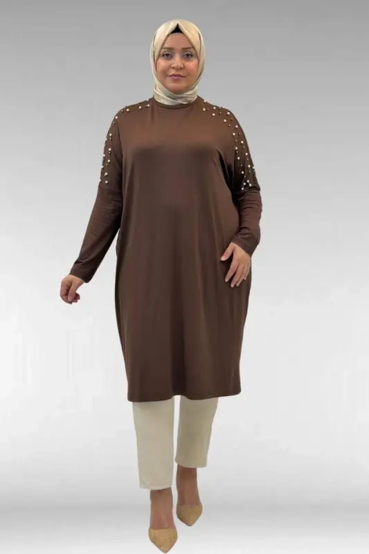 68012 Büyük Beden Omuzları Taş Detaylı Penye Tunik - Kahve - BÜYÜKBEDENIZ
