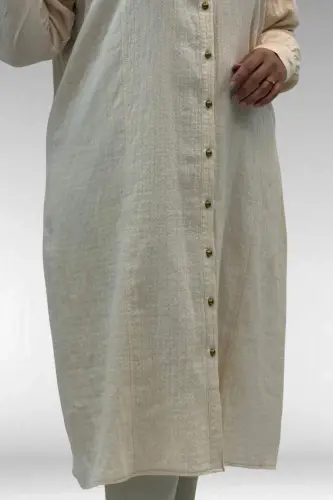 68021 Büyük Beden Düğme Detaylı Müslin Gömlek - Krem - BÜYÜKBEDENIZ (1)