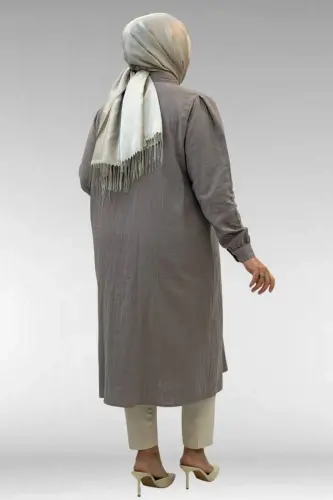 68021 Büyük Beden Düğme Detaylı Müslin Gömlek - Vizon - 3