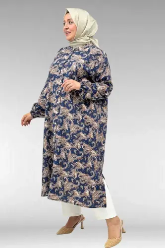 68046 Büyük Beden Hakim Yaka Boydan Düğmeli Mango Tunik - Etnik Desen Lacivert - BÜYÜKBEDENIZ (1)