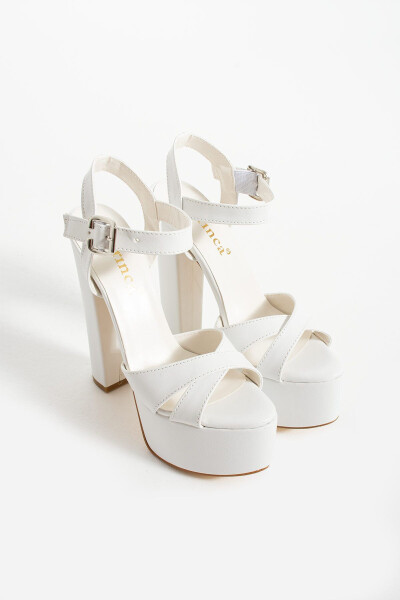 7-9600 16 см Белые свадебные туфли на толстом каблуке - 6