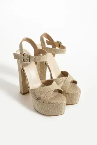 7-9600 16cm Platform Glittery Gold Shoes - KARINCA (1)