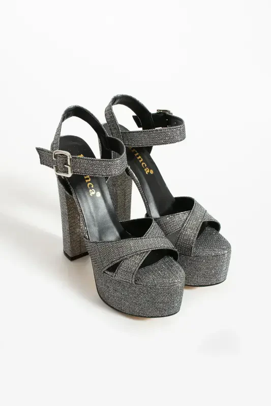 7-9600 16cm Platform Glittery Platinum Shoes - 7