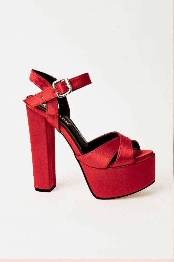 7-9600 16cm Platform Red Satin Shoes - 6